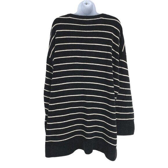 Organic Cotton Chenille Eileen Fisher Black and White Striped V-Neck Sweater - Picture 6 of 8